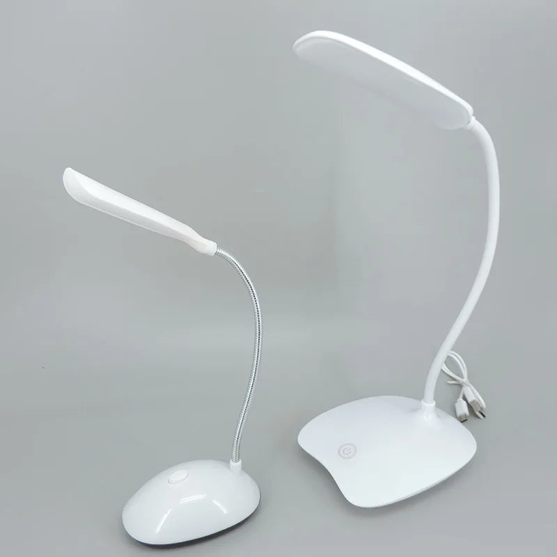 Small Table Lamp for Bedroom AAA Battery Powered LED Desk light Lamp